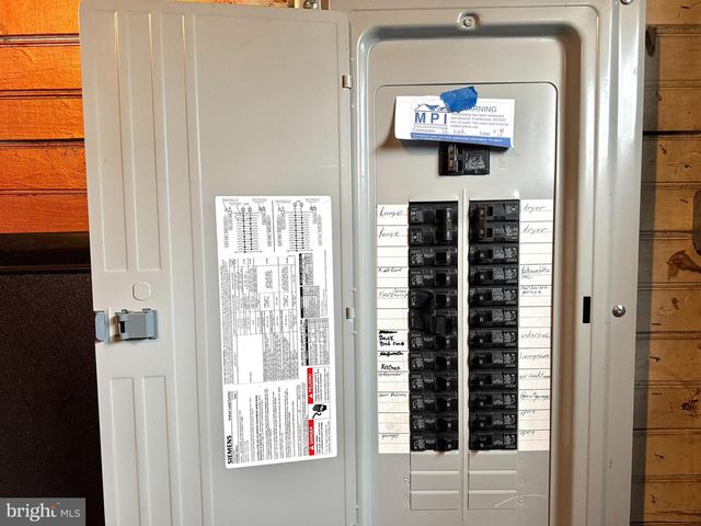 50 W SAVORY ST, Pottsville, PA 17901