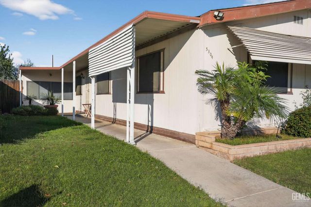 5304 Silver Creek Road, Bakersfield, CA 93313