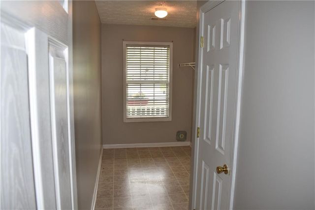 904 Meadow Walk Drive, Monroe, GA 30656