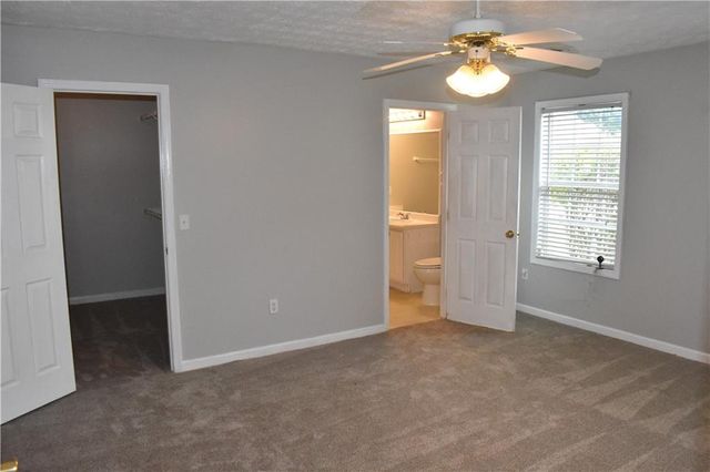 904 Meadow Walk Drive, Monroe, GA 30656