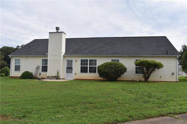 904 Meadow Walk Drive, Monroe, GA 30656