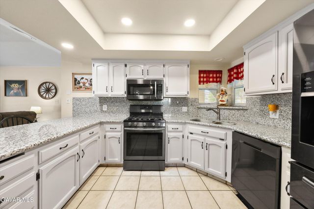 19700 Mesa Drive, Tehachapi, CA 93561
