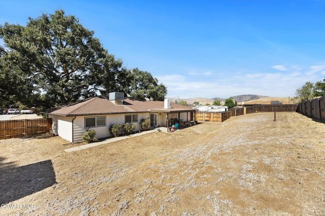 19700 Mesa Drive, Tehachapi, CA 93561