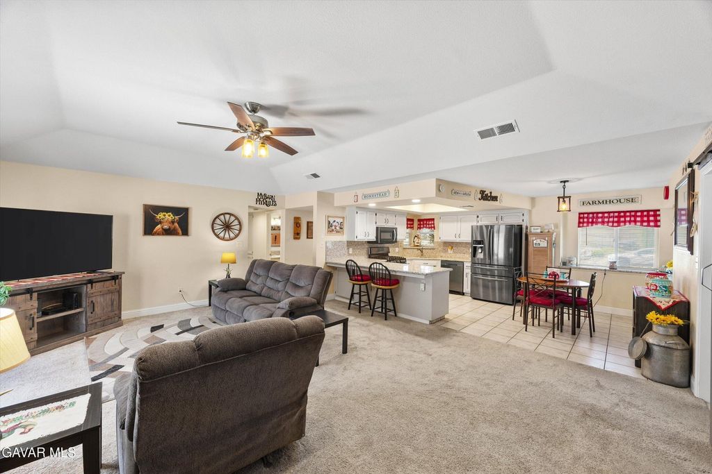 19700 Mesa Drive, Tehachapi, CA 93561