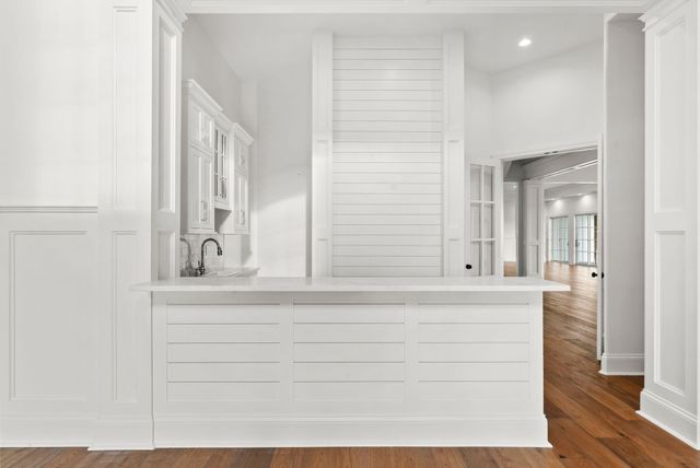 405 Iron Works Road, Paris, KY 40361