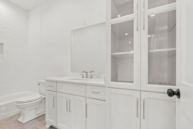 405 Iron Works Road, Paris, KY 40361