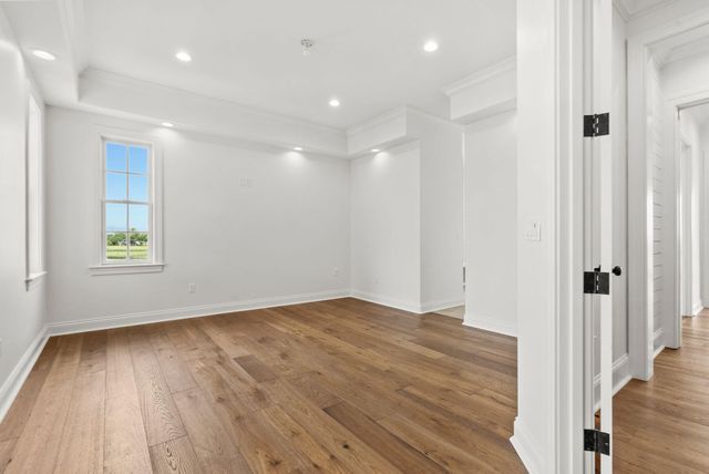 405 Iron Works Road, Paris, KY 40361