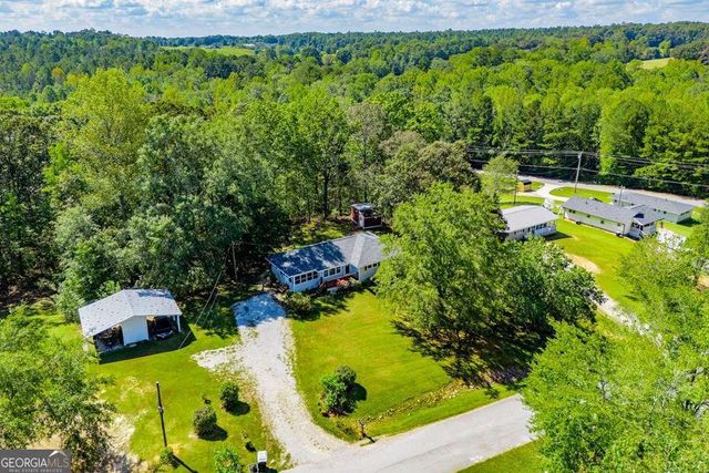 33 Armstrong Drive, Carrollton, GA 30117
