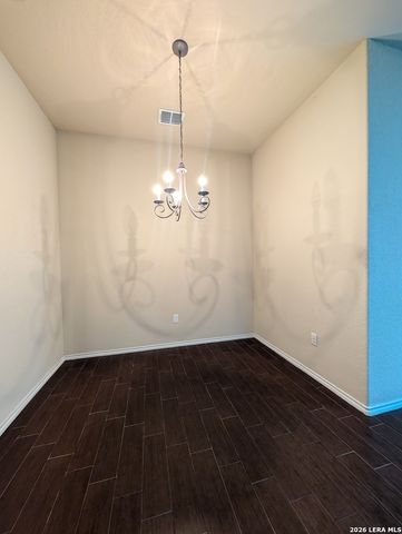 660 CREEKSIDE CIR, New Braunfels, TX 78130