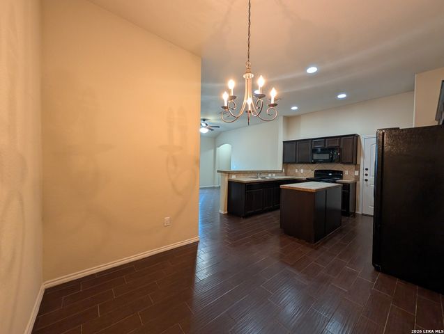 660 CREEKSIDE CIR, New Braunfels, TX 78130