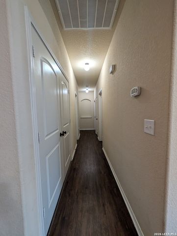 660 CREEKSIDE CIR, New Braunfels, TX 78130