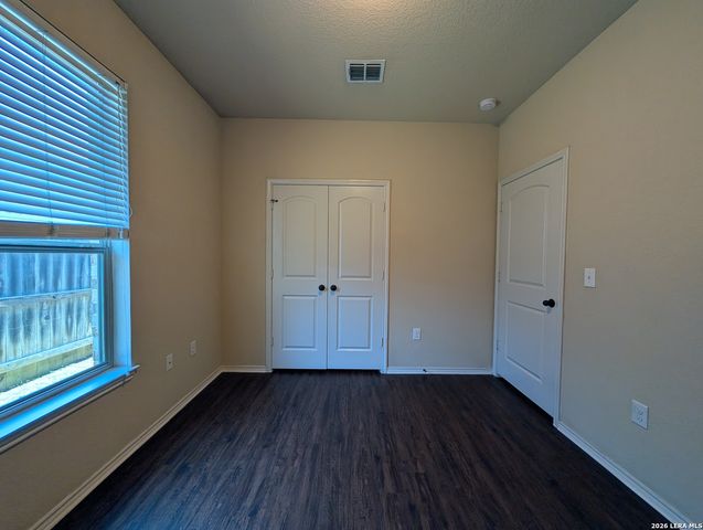 660 CREEKSIDE CIR, New Braunfels, TX 78130