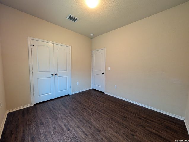660 CREEKSIDE CIR, New Braunfels, TX 78130