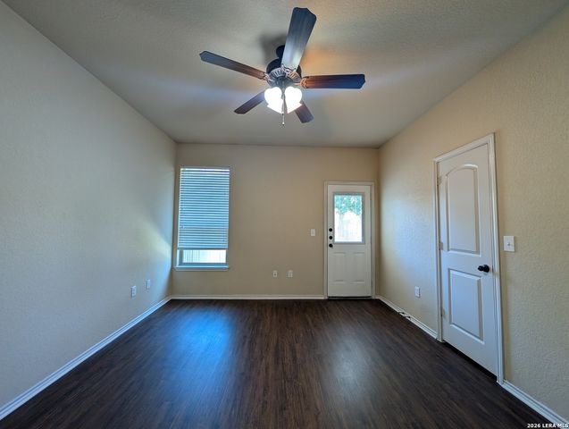 660 CREEKSIDE CIR, New Braunfels, TX 78130