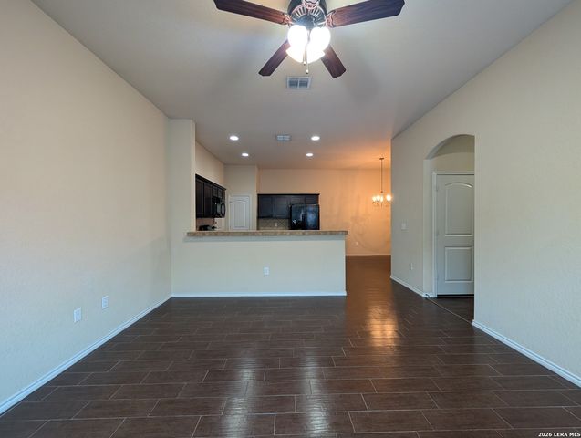660 CREEKSIDE CIR, New Braunfels, TX 78130
