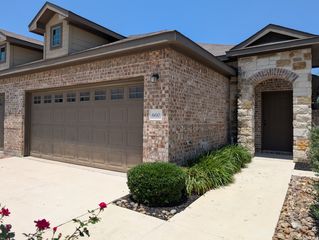 660 CREEKSIDE CIR, New Braunfels, TX 78130