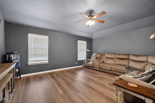 2866 Gail Drive, Farmersville, TX 75442