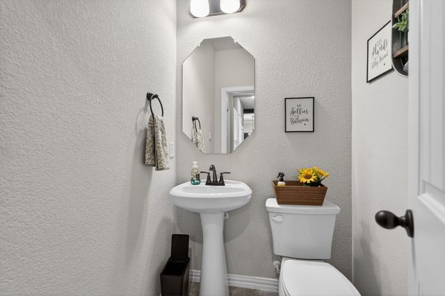 2866 Gail Drive, Farmersville, TX 75442