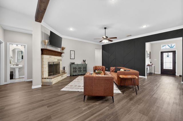 2866 Gail Drive, Farmersville, TX 75442