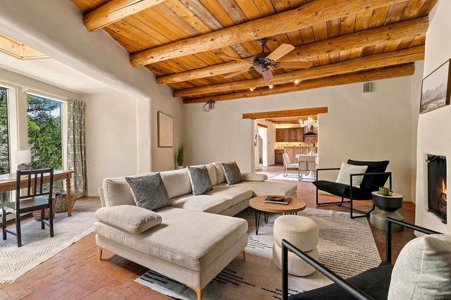 187 Tesuque Village Road, Santa Fe, NM 87506