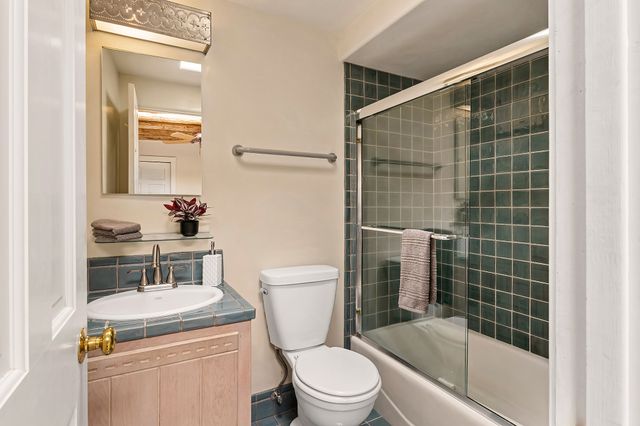 187 Tesuque Village Road, Santa Fe, NM 87506