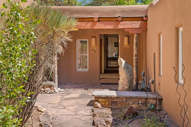 187 Tesuque Village Road, Santa Fe, NM 87506