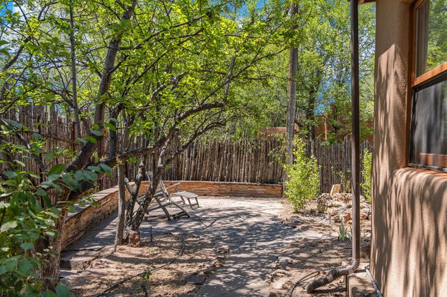 187 Tesuque Village Road, Santa Fe, NM 87506