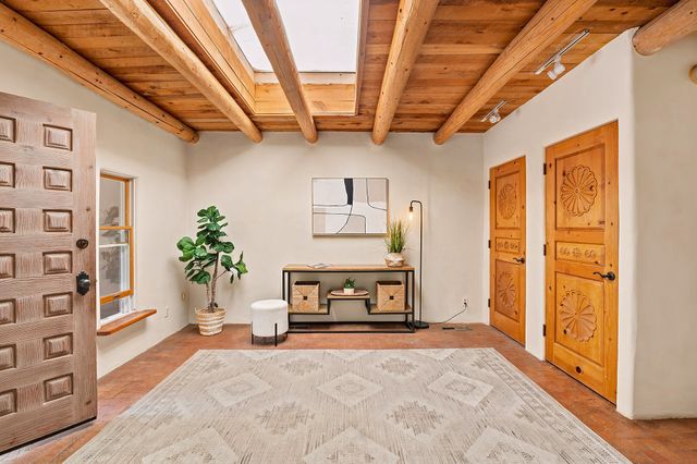 187 Tesuque Village Road, Santa Fe, NM 87506