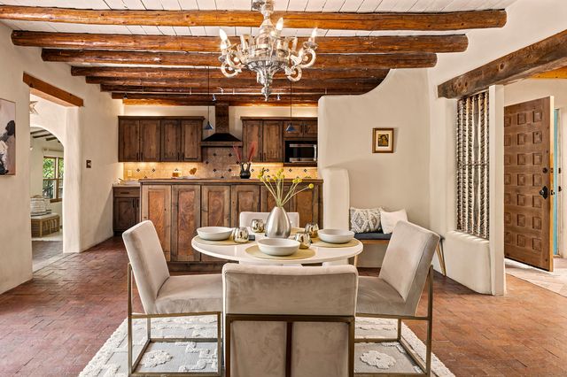 187 Tesuque Village Road, Santa Fe, NM 87506