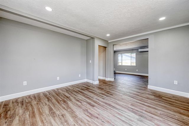 6715 Victoria Street, Houston, TX 77020