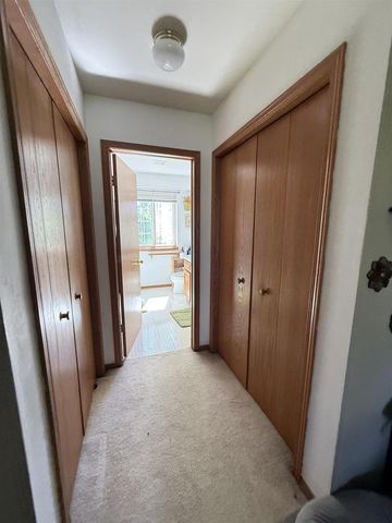 809-811 Vista Ridge Drive, Mount Horeb, WI 53572