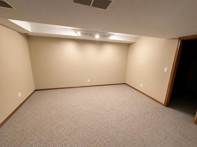 809-811 Vista Ridge Drive, Mount Horeb, WI 53572