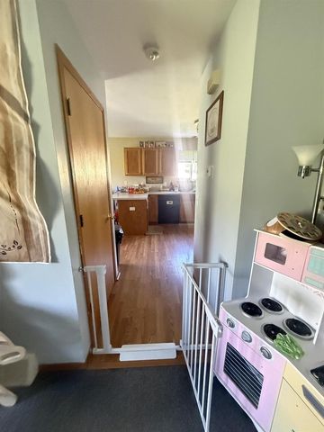 809-811 Vista Ridge Drive, Mount Horeb, WI 53572