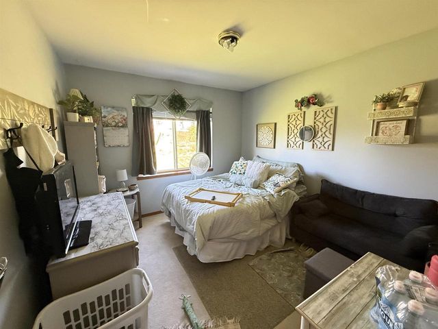 809-811 Vista Ridge Drive, Mount Horeb, WI 53572