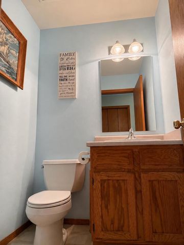 809-811 Vista Ridge Drive, Mount Horeb, WI 53572