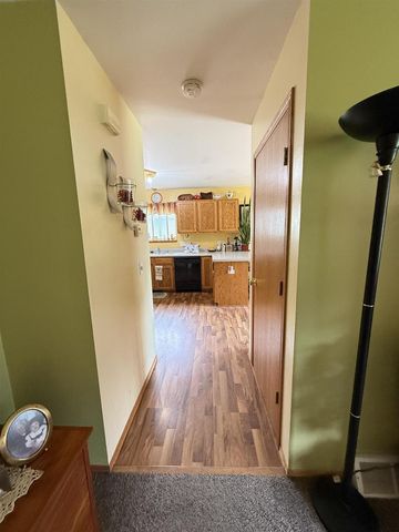 809-811 Vista Ridge Drive, Mount Horeb, WI 53572