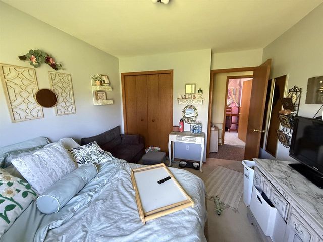 809-811 Vista Ridge Drive, Mount Horeb, WI 53572
