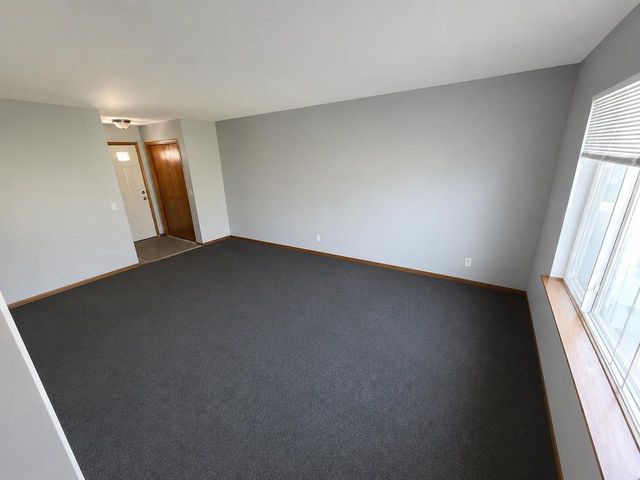 809-811 Vista Ridge Drive, Mount Horeb, WI 53572