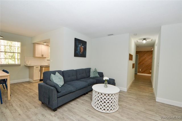 3559 S Michigan Boulevard, Homosassa, FL 34448