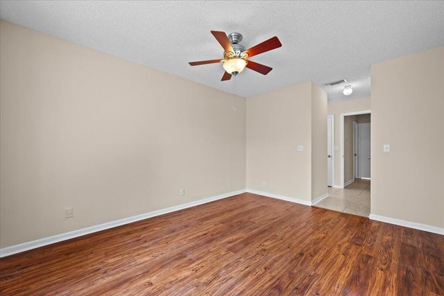 144 Deerfield Court, Jupiter, FL 33458