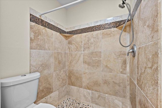 144 Deerfield Court, Jupiter, FL 33458