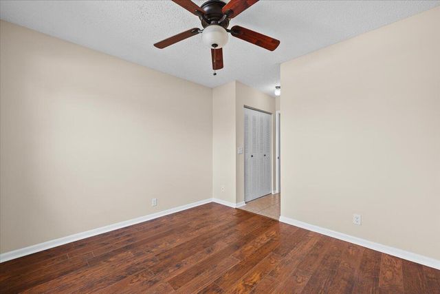 144 Deerfield Court, Jupiter, FL 33458