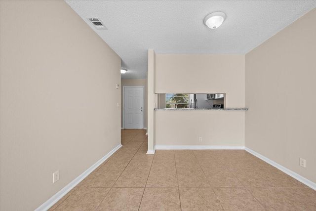 144 Deerfield Court, Jupiter, FL 33458