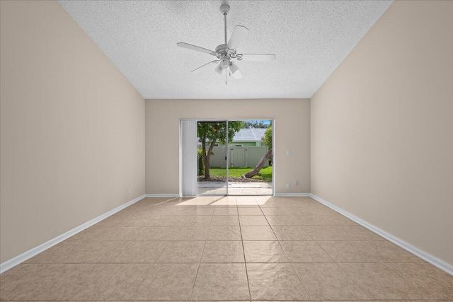 144 Deerfield Court, Jupiter, FL 33458