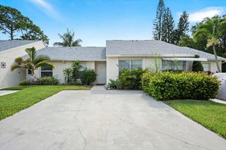 144 Deerfield Court, Jupiter, FL 33458