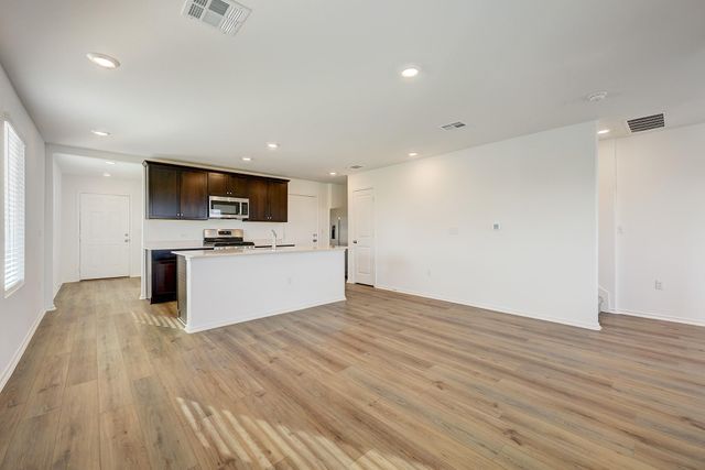 7325 Spotted Leaf WAY, Del Valle, TX 78617