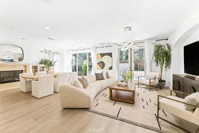 21 ROSE TRELLIS, Irvine, CA 92603