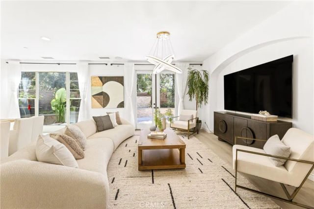 21 ROSE TRELLIS, Irvine, CA 92603