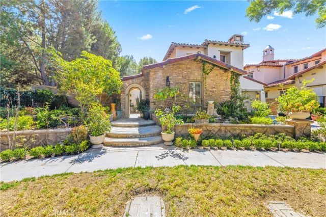 21 ROSE TRELLIS, Irvine, CA 92603