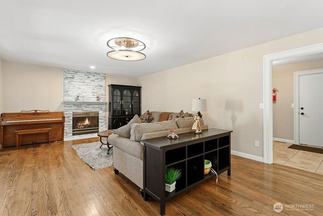 6020 156th Street SE, Snohomish, WA 98296